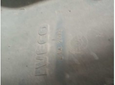 Recambio de soporte para iveco eurocargo referencia OEM IAM 8142988 SOPORTE PELDAÑO DERECHO  2