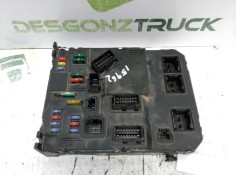 Recambio de caja reles / fusibles para peugeot 206 berlina referencia OEM IAM    2