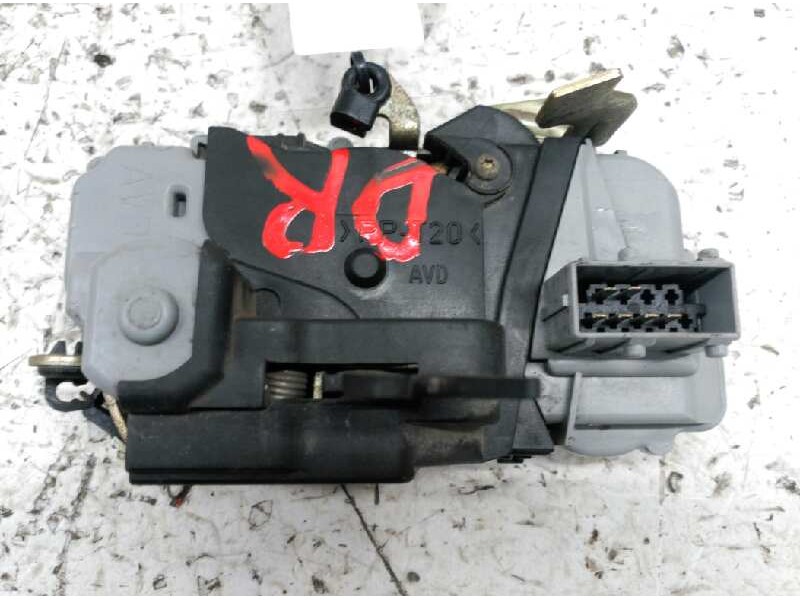 Recambio de cerradura puerta delantera derecha para citroën xsara berlina 1.6 16v tonic referencia OEM IAM   