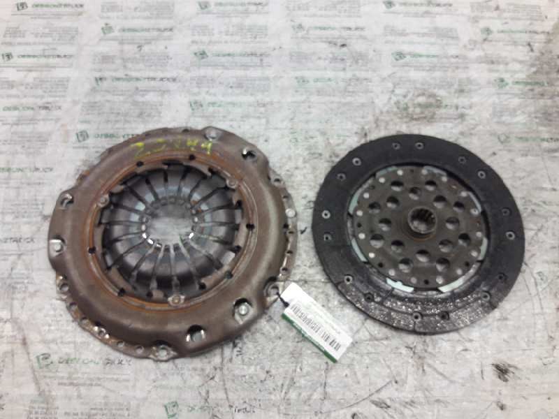 Recambio de kit embrague para opel combo (corsa c) familiar referencia OEM IAM   