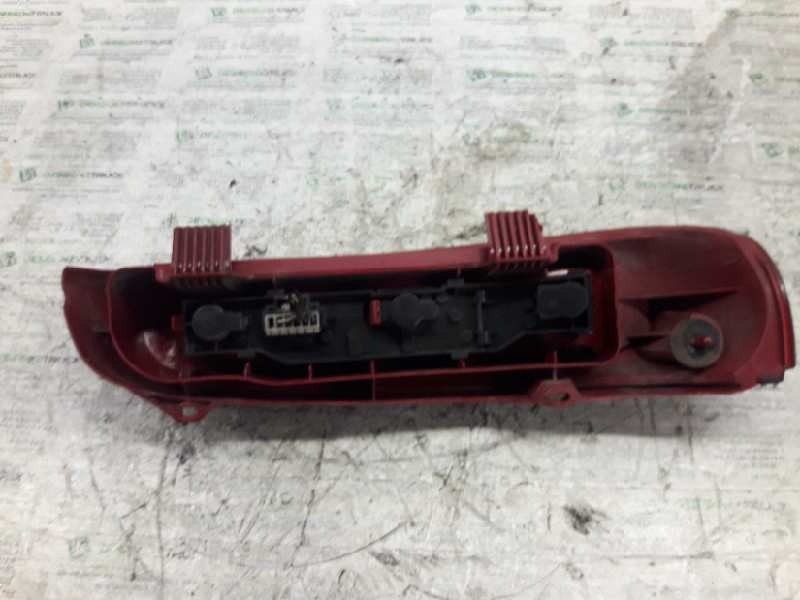 Recambio de piloto trasero derecho para fiat seicento (187) active referencia OEM IAM 39660748  