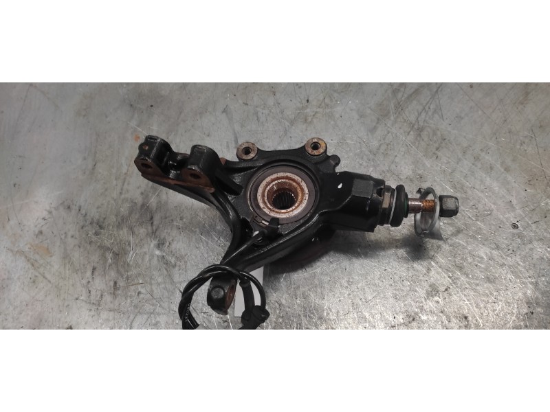 Recambio de mangueta delantera izquierda para peugeot 308 premium referencia OEM IAM   