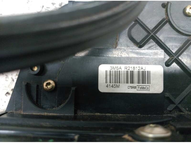 Recambio de cerradura puerta delantera derecha para ford focus berlina (cap) ghia referencia OEM IAM 5133420  