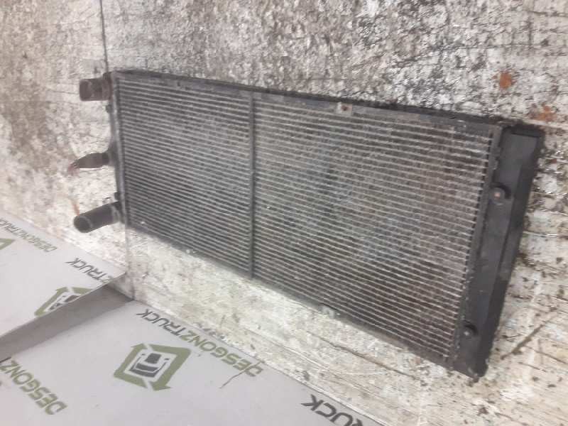 Recambio de radiador agua para volkswagen santana (327) cx referencia OEM IAM 821121253BF  