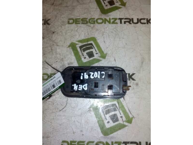 Recambio de maneta interior delantera derecha para nissan trucks atleon 56.13 referencia OEM IAM   