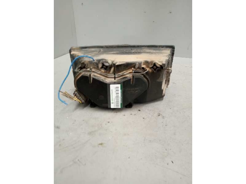 Recambio de faro izquierdo para iveco daily combi referencia OEM IAM   