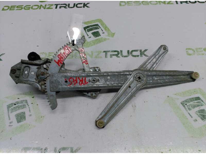 Recambio de elevalunas trasero derecho para peugeot 205 berlina 1.4 generation referencia OEM IAM 922414  
