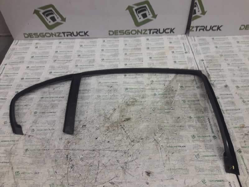 Recambio de gomas contorno puerta para bmw serie 3 berlina (e46) 320d referencia OEM IAM  TRASERA DERECHA 