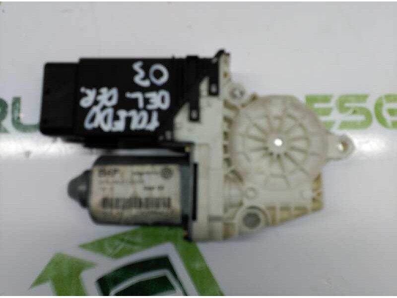Recambio de motor elevalunas delantero derecho para seat toledo (1m2) sport referencia OEM IAM 1C1959802A  