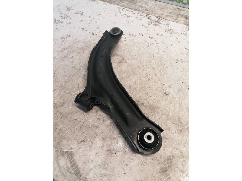 Recambio de brazo suspension inferior delantero izquierdo para nissan micra (k12e) acenta referencia OEM IAM   