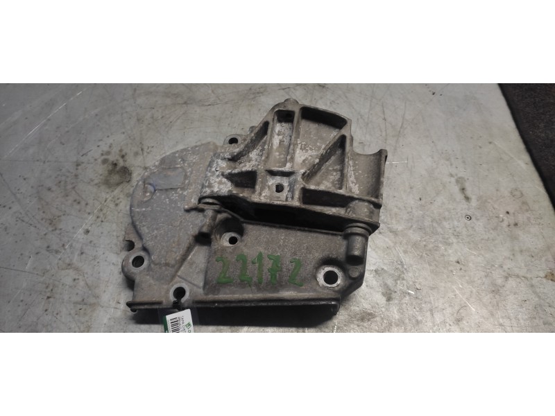 Recambio de tapa distribucion para renault modus confort dynamique referencia OEM IAM 8200294625  