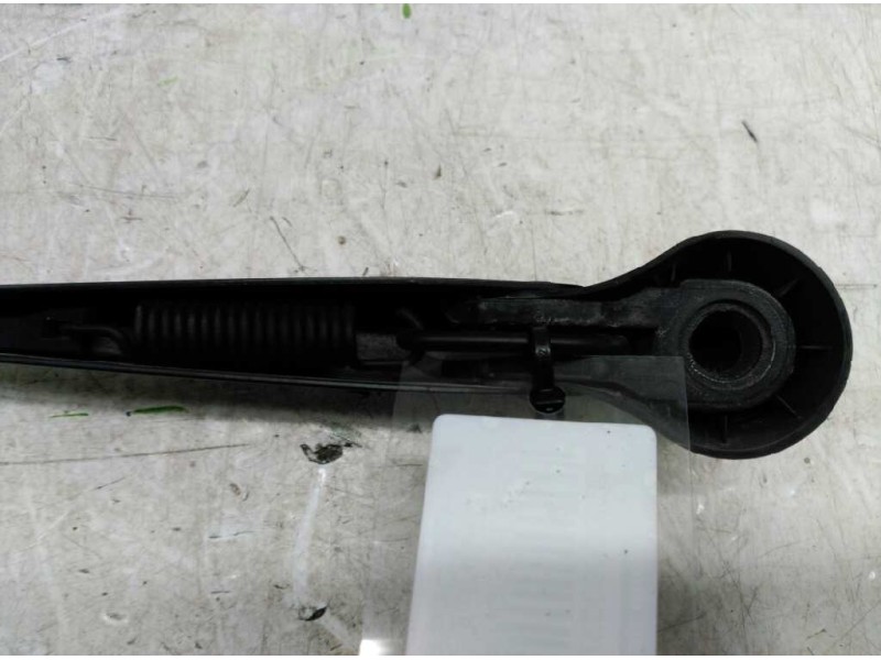 Recambio de brazo limpia trasero para ford fusion (cbk) ambiente referencia OEM IAM 286117406AB  