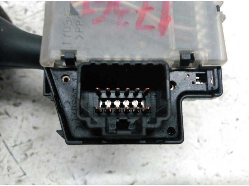 Recambio de mando limpia para ford focus berlina (cap) ghia referencia OEM IAM 1350067  