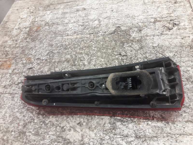 Recambio de piloto trasero derecho para opel meriva blue line referencia OEM IAM   