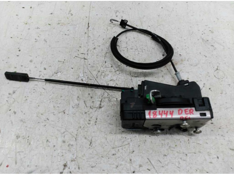 Recambio de cerradura puerta delantera derecha para opel corsa c blue line referencia OEM IAM 133107  
