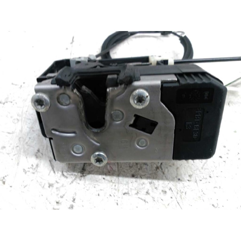 Recambio de cerradura puerta delantera derecha para opel corsa c blue line referencia OEM IAM 133107  