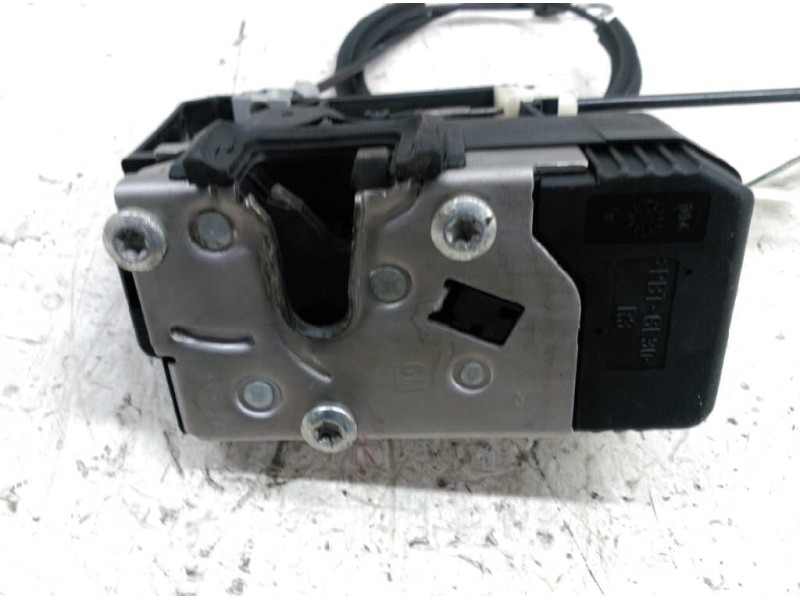 Recambio de cerradura puerta delantera derecha para opel corsa c blue line referencia OEM IAM 133107  