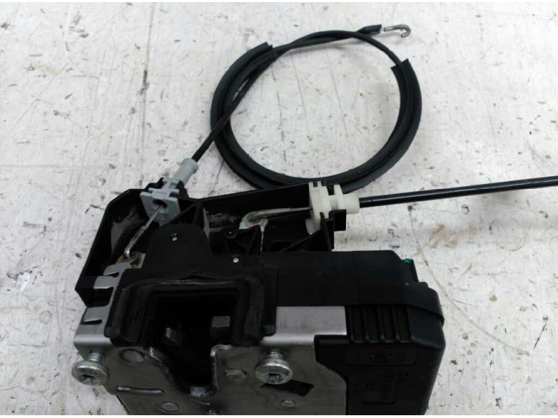 Recambio de cerradura puerta delantera derecha para opel corsa c blue line referencia OEM IAM 133107  