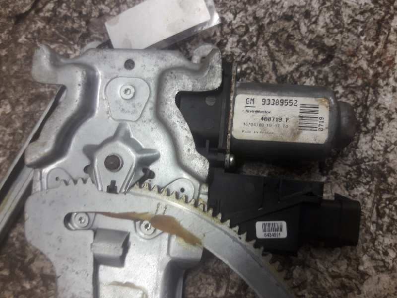 Recambio de elevalunas delantero derecho para opel meriva blue line referencia OEM IAM 93389552 6 PINS 