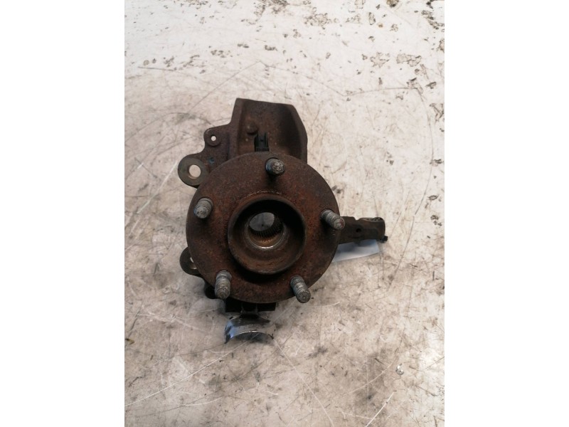 Recambio de mangueta delantera izquierda para ford focus berlina (cap) 1.6 tdci cat referencia OEM IAM 3M513K171BF  