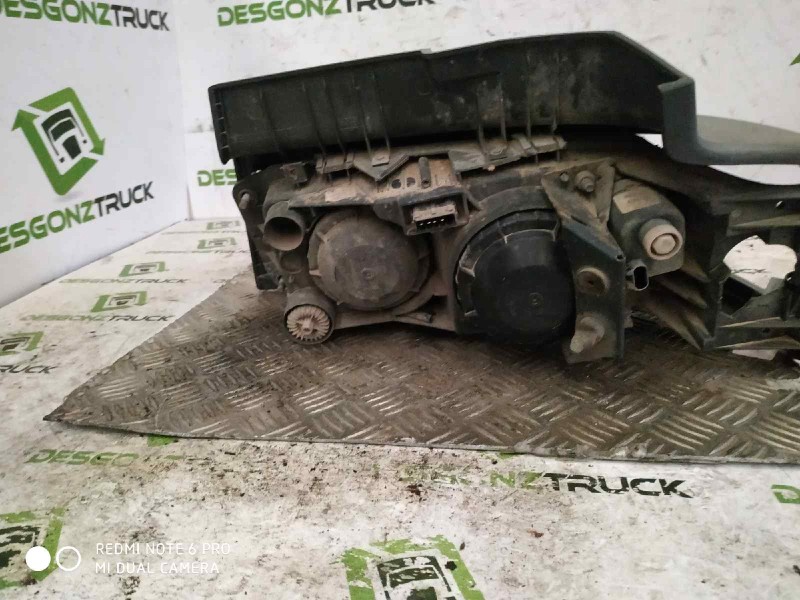 Recambio de faro derecho para renault midlum fg  xxx.10/b e3 cabina doble referencia OEM IAM   