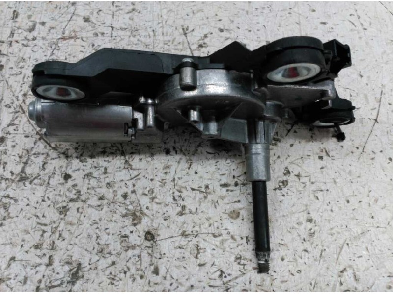 Recambio de motor limpia trasero para ford focus sportbreak (cap) ghia referencia OEM IAM  0390201823 