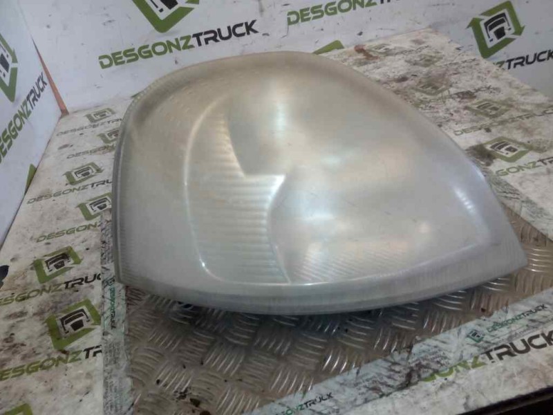 Recambio de faro derecho para renault mascott fg 120. 35/55/65 cabina individual referencia OEM IAM 8200163518  