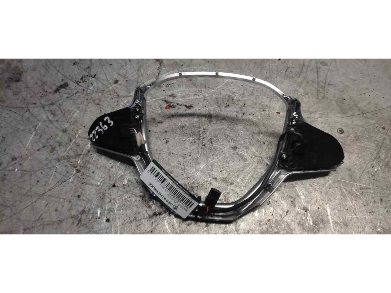 Recambio de mando volante para dacia sandero referencia OEM IAM   