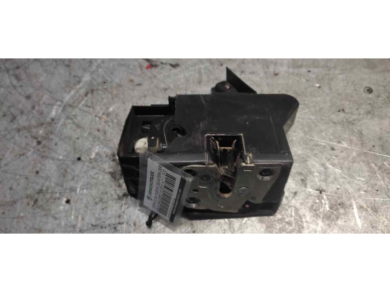 Recambio de cerradura puerta delantera derecha para dacia sandero referencia OEM IAM   