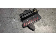 Recambio de cerradura puerta delantera izquierda para dacia sandero referencia OEM IAM    2