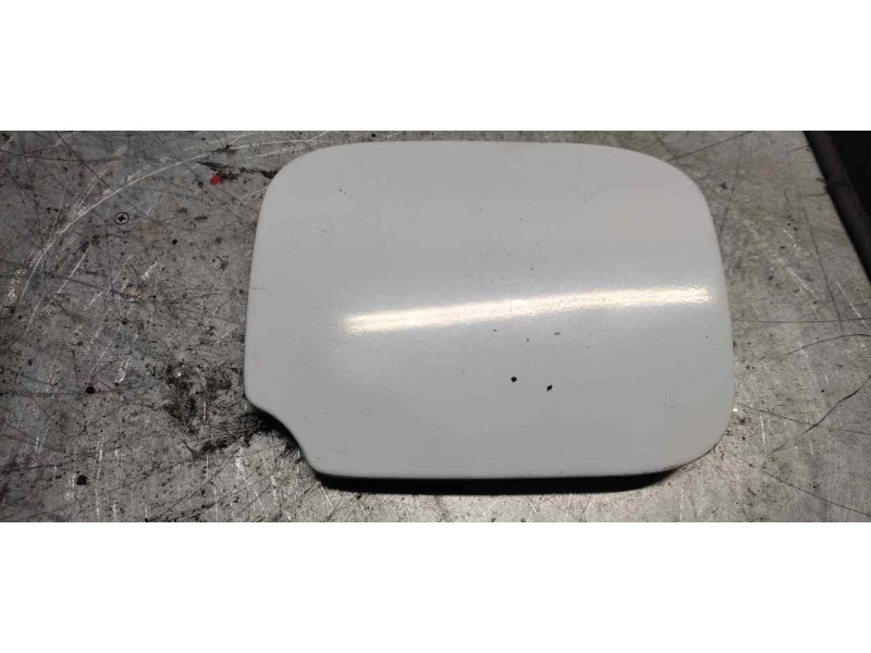 Recambio de tapa exterior combustible para dacia sandero referencia OEM IAM   