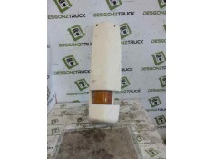 Recambio de deflector derecho para renault r 340 / 350 (247/249/259 kw) fsafe 340 t 247 kw cabina para dormir referencia OEM IAM