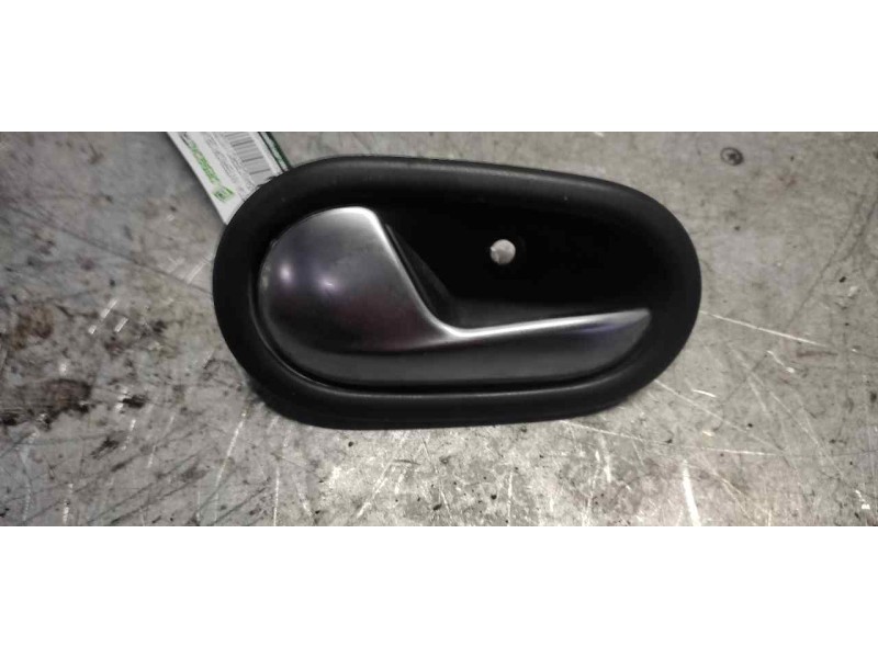 Recambio de maneta interior delantera izquierda para dacia sandero referencia OEM IAM   