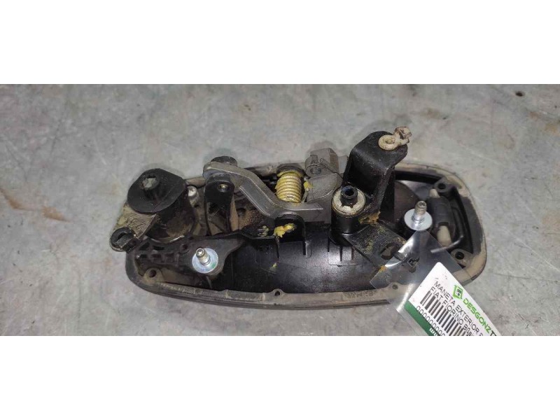 Recambio de maneta exterior puerta trasera carga para fiat fiorino básico referencia OEM IAM   IZQUIERDA