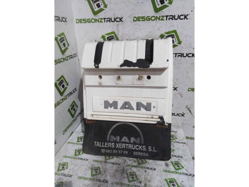Recambio de guardabarros trasero derecho para man tg - a 18.xxx 12.8 diesel referencia OEM IAM   