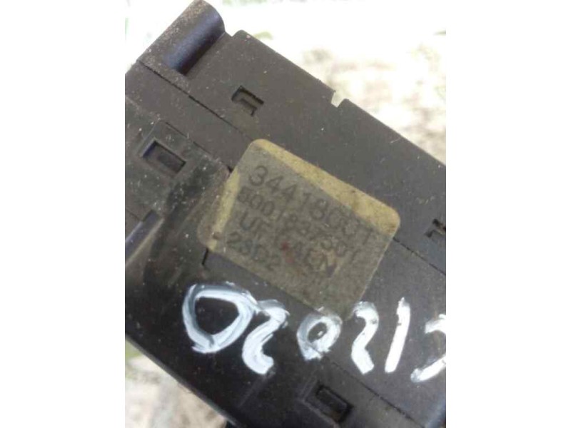 Recambio de mando intermitentes para renault magnum e-tech 2000 referencia OEM IAM 5001837501  