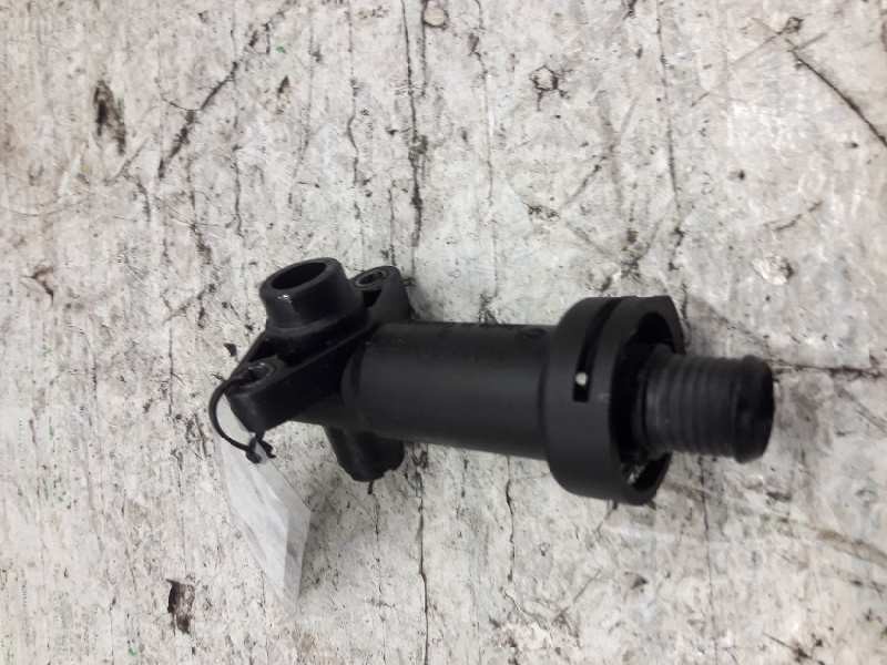 Recambio de termostato para bmw serie 3 berlina (e46) 320d referencia OEM IAM 7787870  