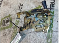 Recambio de cerradura puerta delantera derecha para nissan trucks l35.08 ...... referencia OEM IAM    2