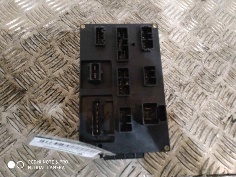 Recambio de caja reles / fusibles para iveco eurocargo 05.03  fg 75 e tráfico urbano referencia OEM IAM   