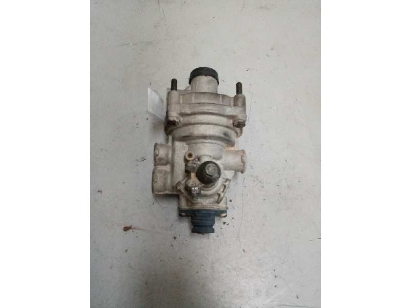 Recambio de valvula aire para iveco eurocargo tector referencia OEM IAM 4757100240  