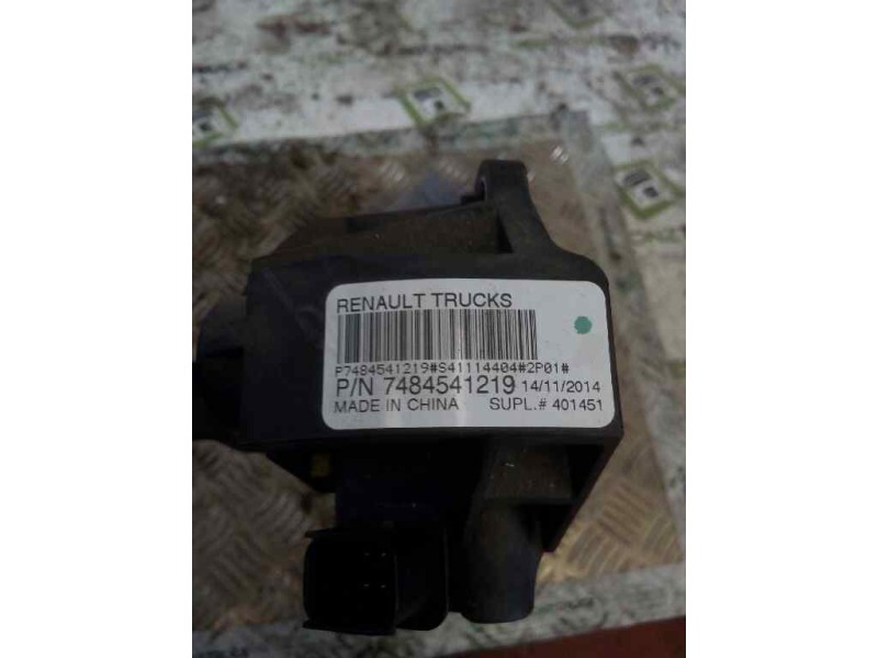 Recambio de pedal acelerador para renault serie t fg 4x2 cabina high-sleeper referencia OEM IAM 7484541219  