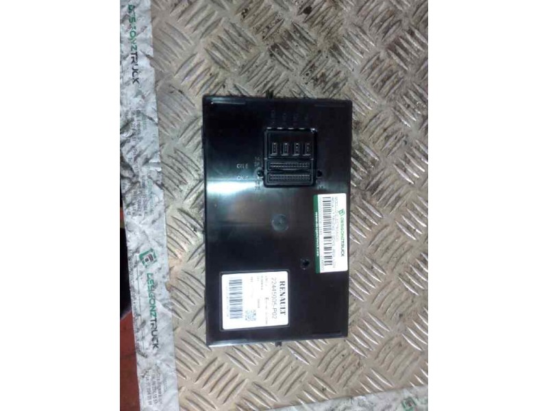 Recambio de modulo electronico para renault serie t fg 4x2 cabina high-sleeper referencia OEM IAM 22445005 7422445005 