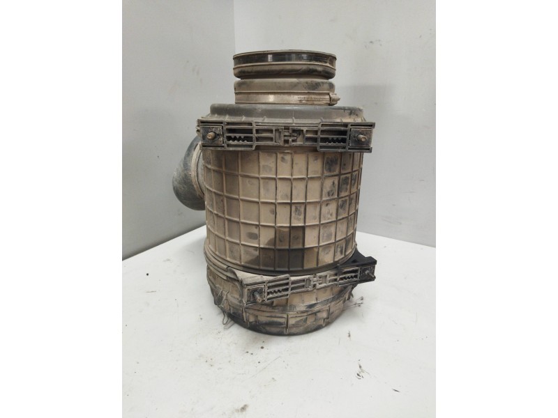 Recambio de filtro aire para renault magnum ab 2005 12.8 diesel referencia OEM IAM 5010626191  