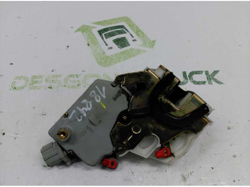 Recambio de cerradura puerta trasera izquierda para nissan primera berlina (p11) 2.0 navigation referencia OEM IAM   