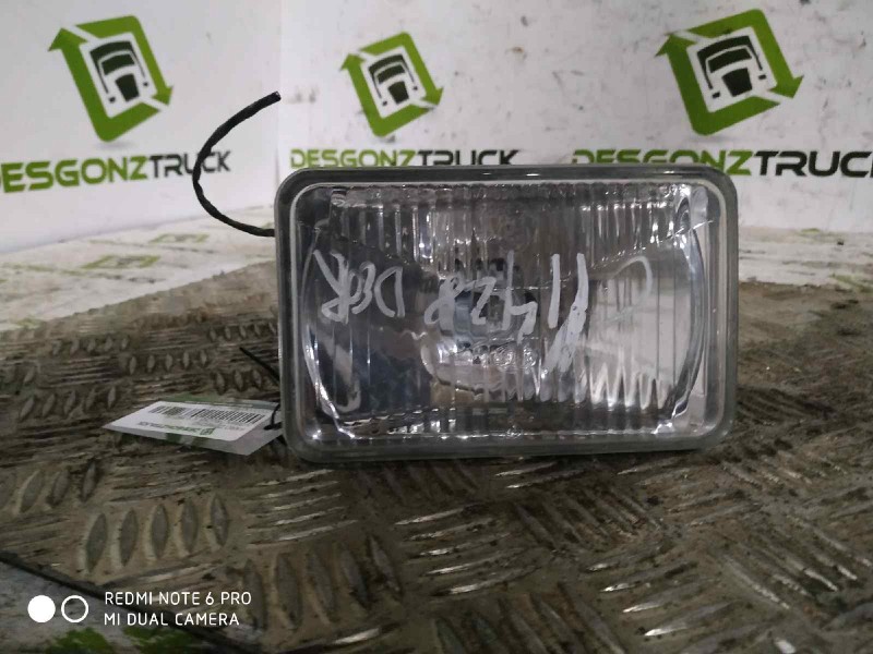 Recambio de faro derecho para nissan trucks m m-90.150 referencia OEM IAM   