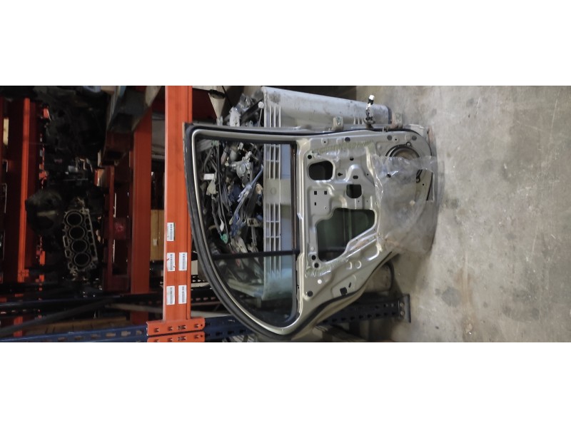 Recambio de puerta trasera izquierda para nissan micra (k12e) 1.2 cat referencia OEM IAM   