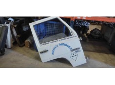 Recambio de puerta delantera derecha para mercedes-benz mb 100 d caja cerrada / combi 2.4 diesel referencia OEM IAM   