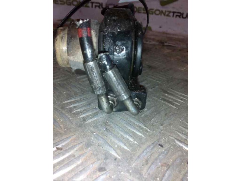 Recambio de brazo elevacion cabina para renault serie t fg 4x2 cabina high-sleeper referencia OEM IAM 22302641  