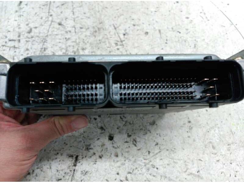 Recambio de centralita motor uce para renault vel satis (bj0) expression referencia OEM IAM 8200156879 2758000987 8972406917