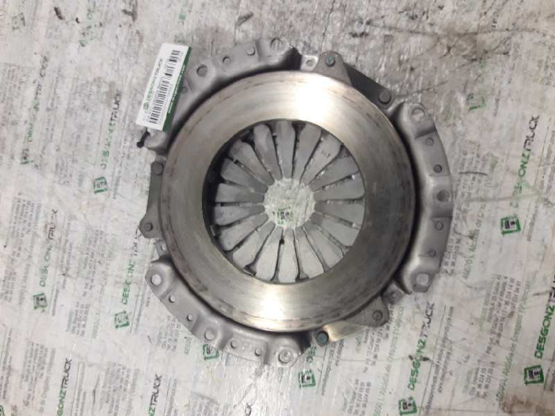 Recambio de kit embrague para kia rio ipanema berlina referencia OEM IAM 25104  